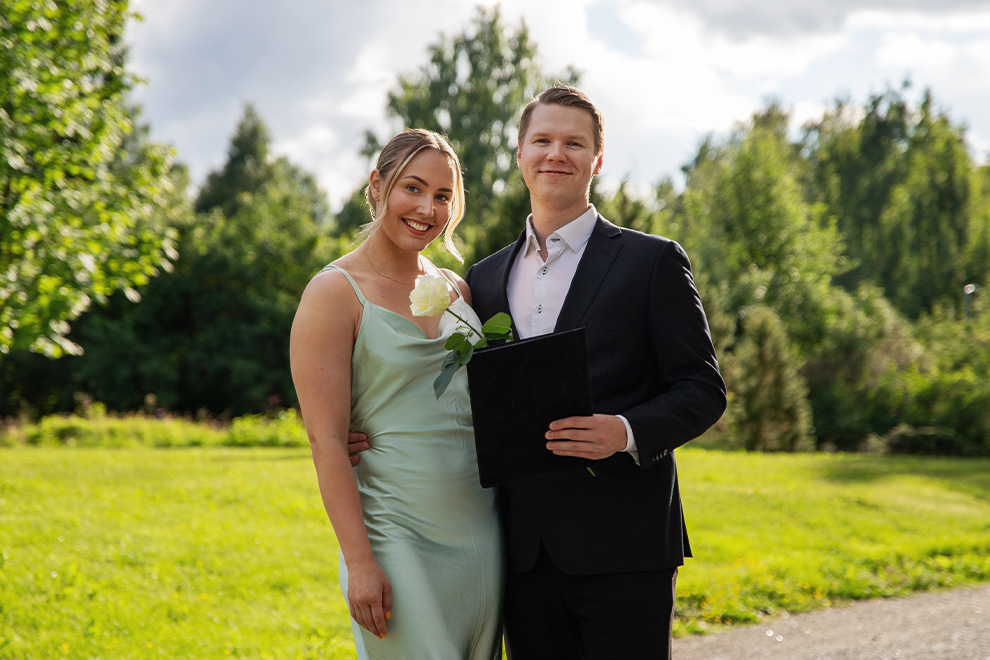 Uudet ideat kiitoskorttikuviin!