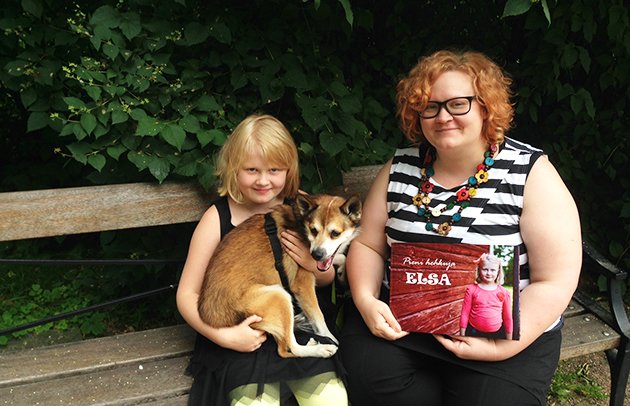 Kuvakirja lapsen piirroksista ja askarteluista