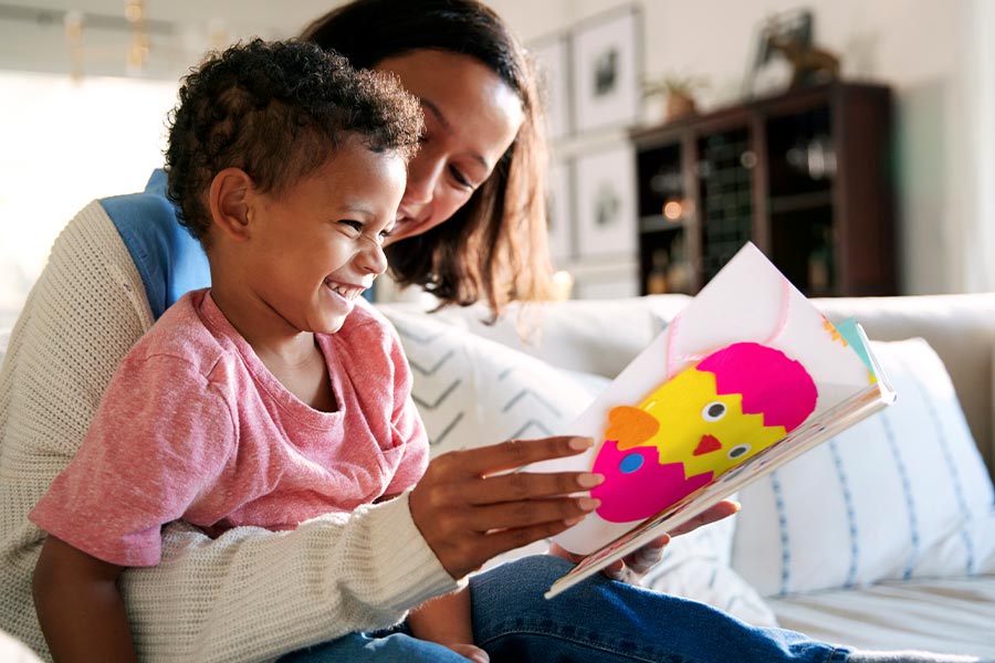 Lasten taide ei kuulu laatikkoon – tee siitä oma kirja!