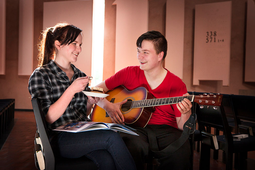 Rippileirimuistot kuvakirjaksi