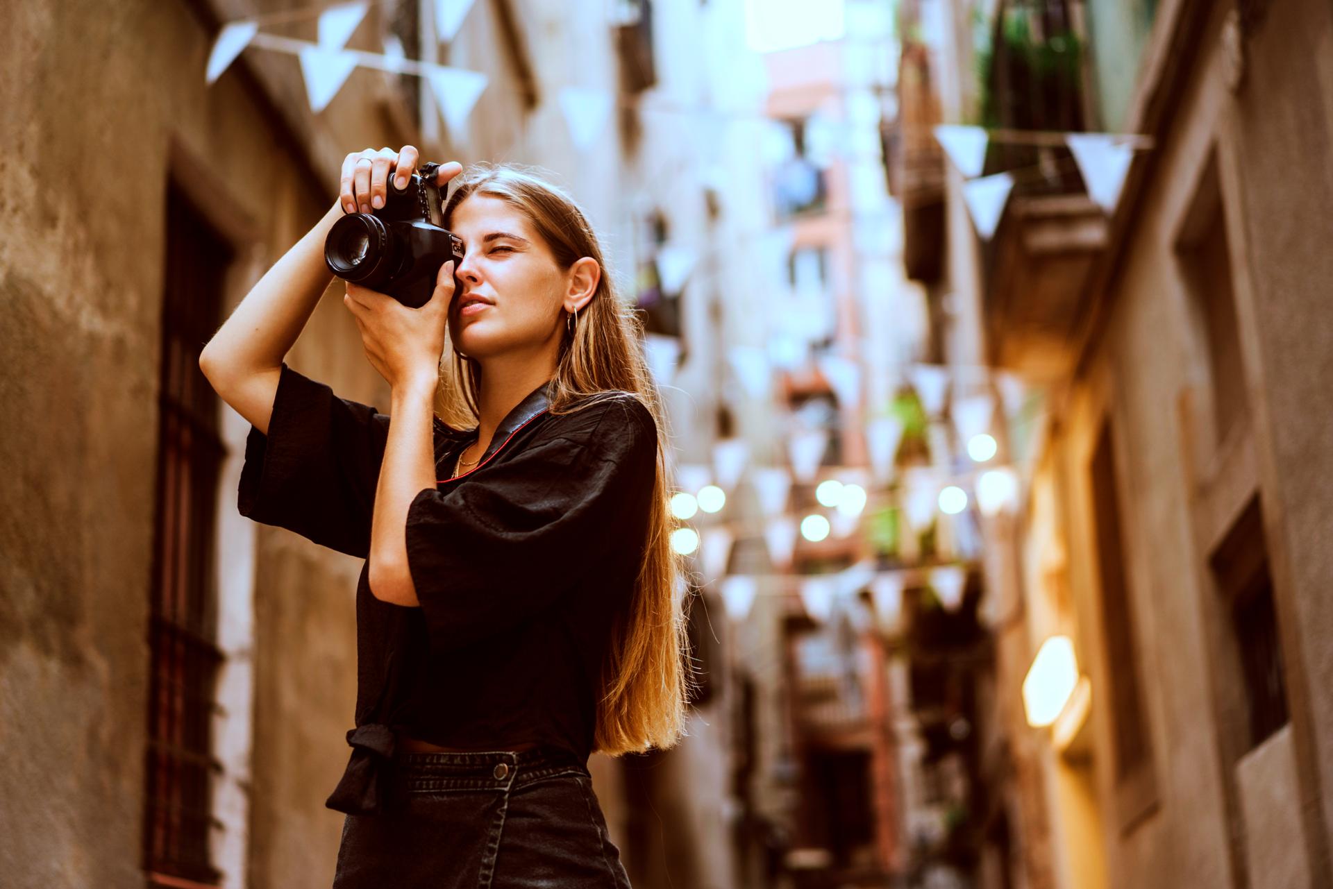 Leica-Look leicht gemacht: So erzielst du den ikonischen Stil mit deiner eigenen Kamera Leica-Look leicht gemacht: So erzielst du den ikonischen Stil mit deiner eigenen Kamera