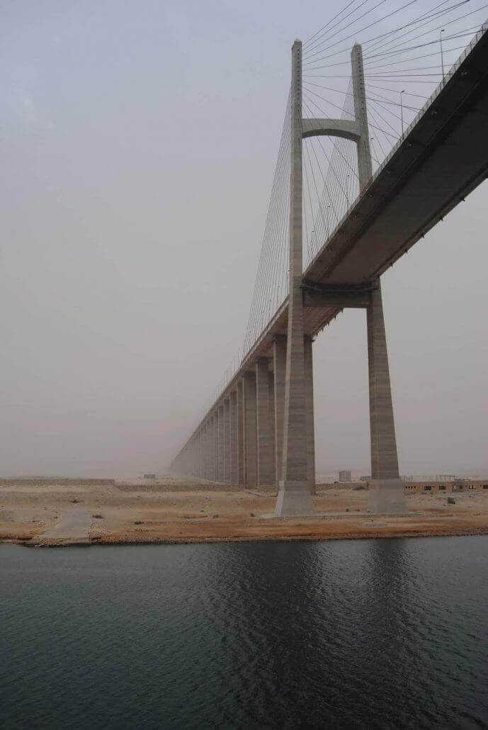 Brücke-ins-Nichts-689x1030 Optische Täuschungen als Mittel der Fotografie